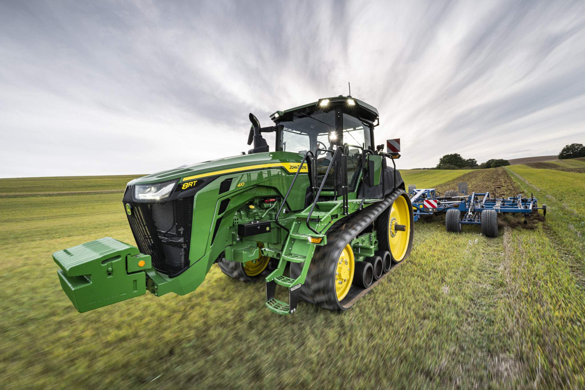 Wygląd ciągników John Deere serii 8R jest wspólnym dziełem pracowników John Deere’a i ekspertów z BMW Designworks