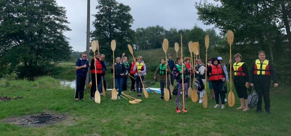 W zdrowym ciele zdrowy duch" – zgodnie z przysłowiem, gospodynie jeżdżą na rowerach, pływają kajakami oraz uprawiają aerobicprzędzie. Darcia pierza nie organizowałyśmy, ale mamy w planach kiszenie kapusty – mówi Aneta Wszołkowska.