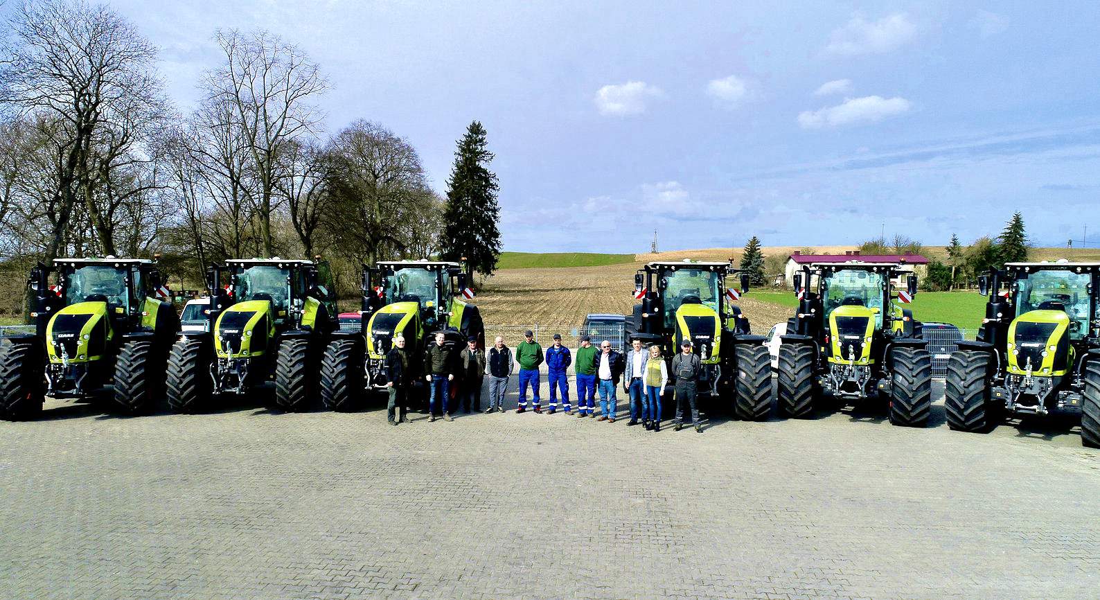 Goodvalley stawia na Claasa. Kupił jednocześnie sześć 300-konnych ciągników Claas Axion