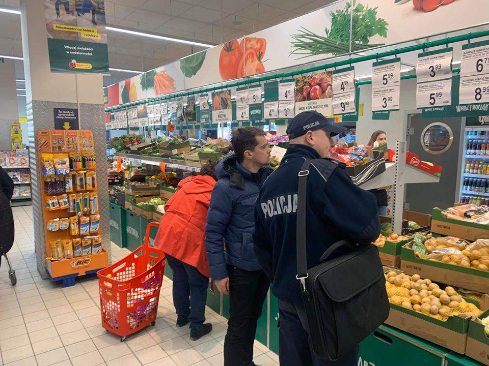 Kolejne przypadki błędnego oznakowania produktów w Biedronkach