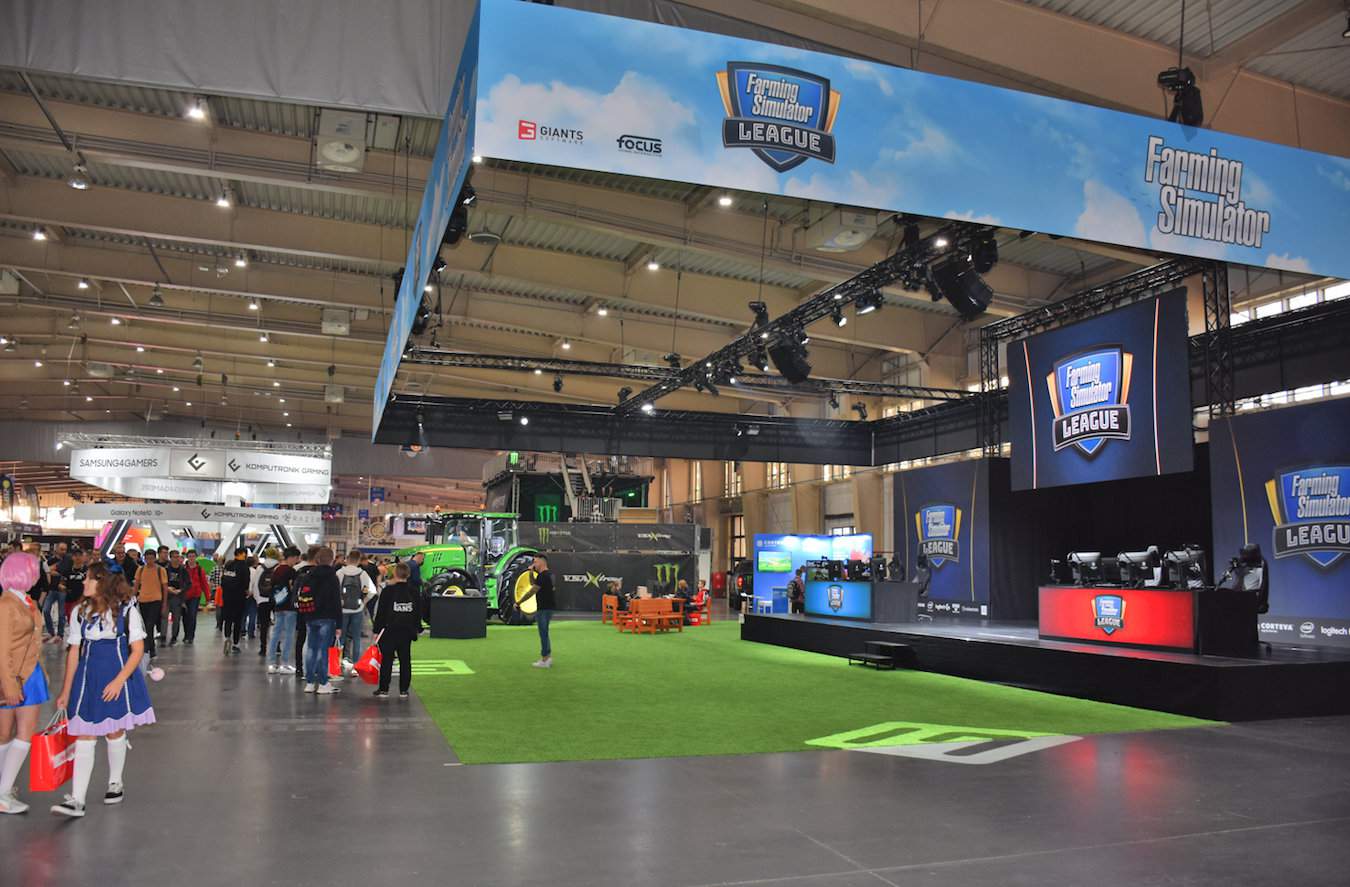 Konferencja firmy Corteva Agriscience zbiegła się w czasie z tegoroczną edycją Poznań Game Arena. Firma jest głównym sponsorem popularnej gry online Farming Simulator 19, a na PGA rozegrano jeden z turniejów międzynarodowej ligi tej gry. Zwycięzcą rozegranego turnieju został team John Deere, dzięki wygranej nad Komatsu Forrest 