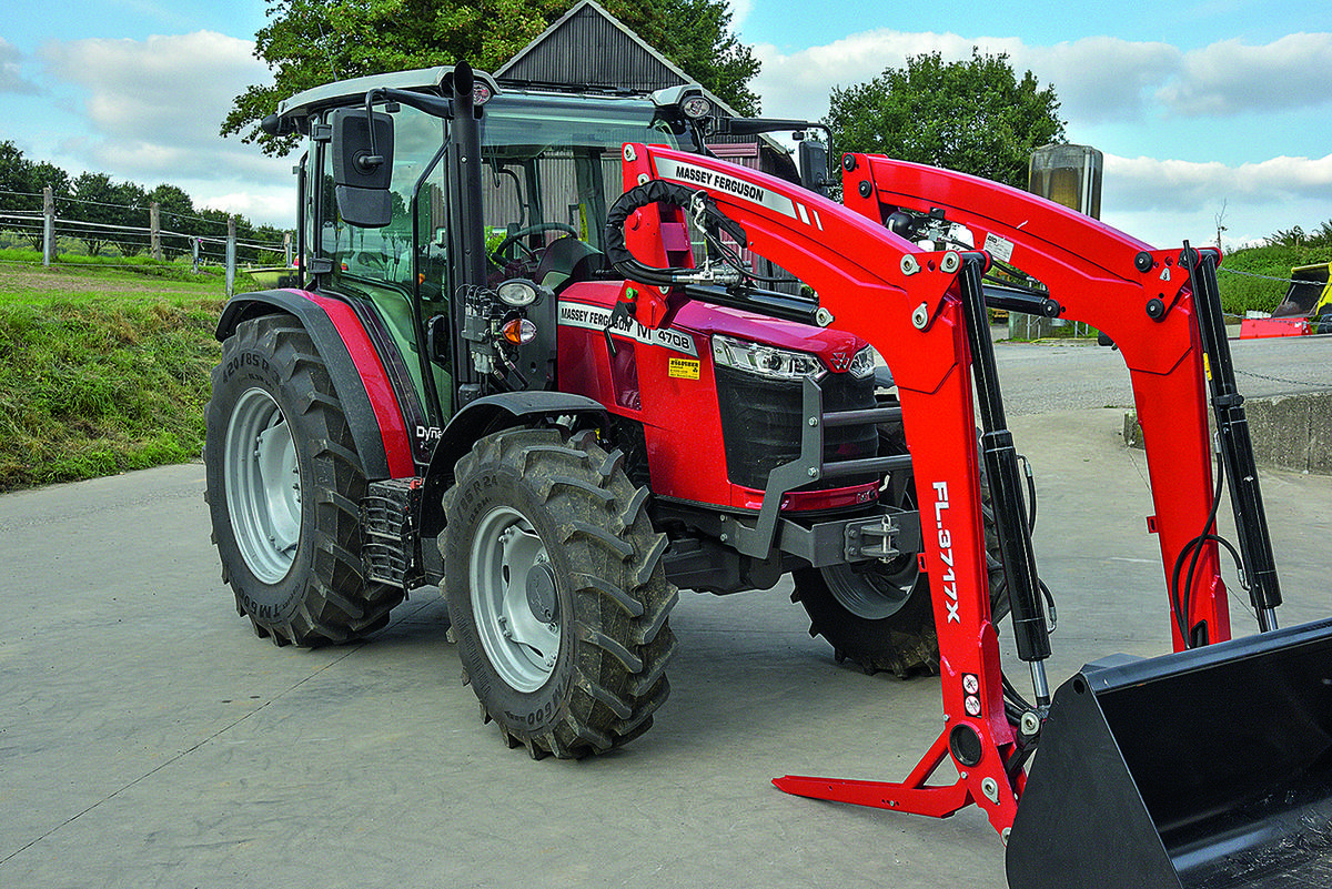 Massey Ferguson; Massey Ferguson 4708 M; ciągnik Massey Ferguson