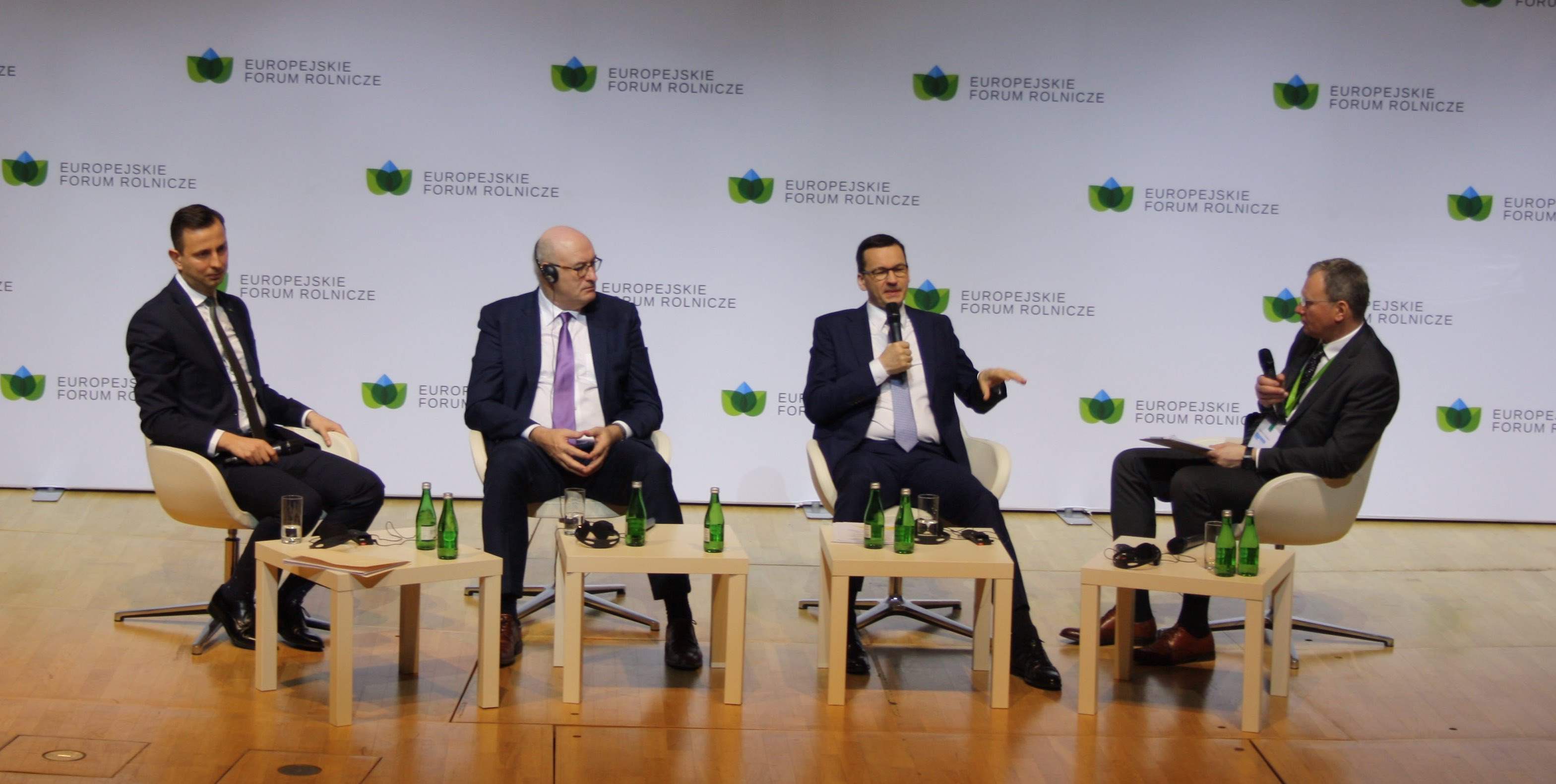 Podczas drugiej edycji Europejskiego Forum Rolniczego o rolnictwie dyskutowali m.in. Phil Hogan, komisarz ds. rolnictwa i premier Mateusz Morawiecki