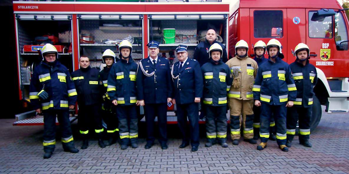 Andrzej Dziubałtowski, Sebastian Ruta, Kacper Wosinek, Michał Śmiechowski, Stanisław Król, Edmund Król, Piotr Dziubałtowski, Cezary Mierzwa, Piotr Mierzwa, Dominik Czarnecki, Marcin Dąbrowski, na górze Przemysław Grad