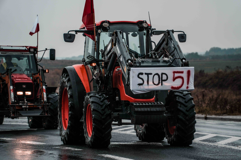 Tak protestowali rolnicy w całej Polsce. "Jesteśmy gotowi na ostrzejsze działanie" 